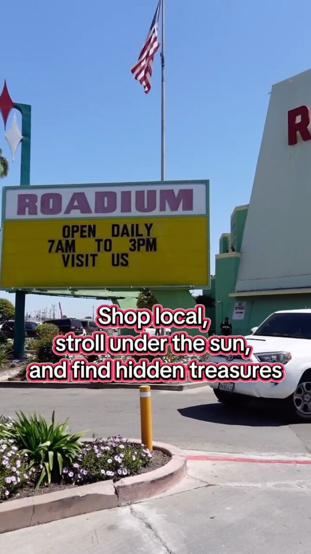 The Roadium Open Air Market,  where great deals, good food, and fun for all ages come together in Torrance, California #theroadium #roadium #openairmarket #losangeles #supportsmallbusiness #losangeles #torrance #supportsmallbusiness #supportingsmallbusiness #shoplocal #shopsmall