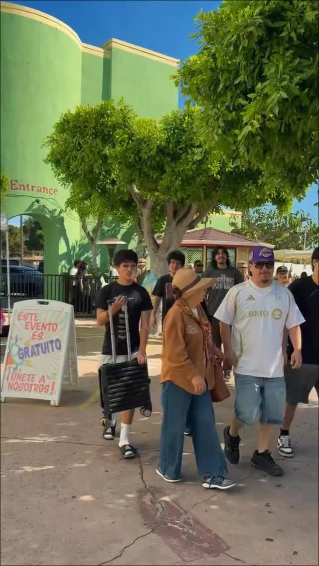 🐰💛 Thank you for being part of such a special day

Easter Day at the Roadium was truly amazing… full of smiles, family moments, and a little bit of magic ✨

Thank you to everyone who came, joined, and shared this day with us. You’re the reason it was so special 🐇🧺✨🤍

•••

🐰💛 Gracias por ser parte de un día tan especial

Easter Day en el Roadium fue simplemente increíble… lleno de sonrisas, momentos en familia y mucha magia ✨

Gracias a cada persona que vino, participó y compartió con nosotros. Ustedes hacen que todo esto valga la pena 🐇🧺✨🤍