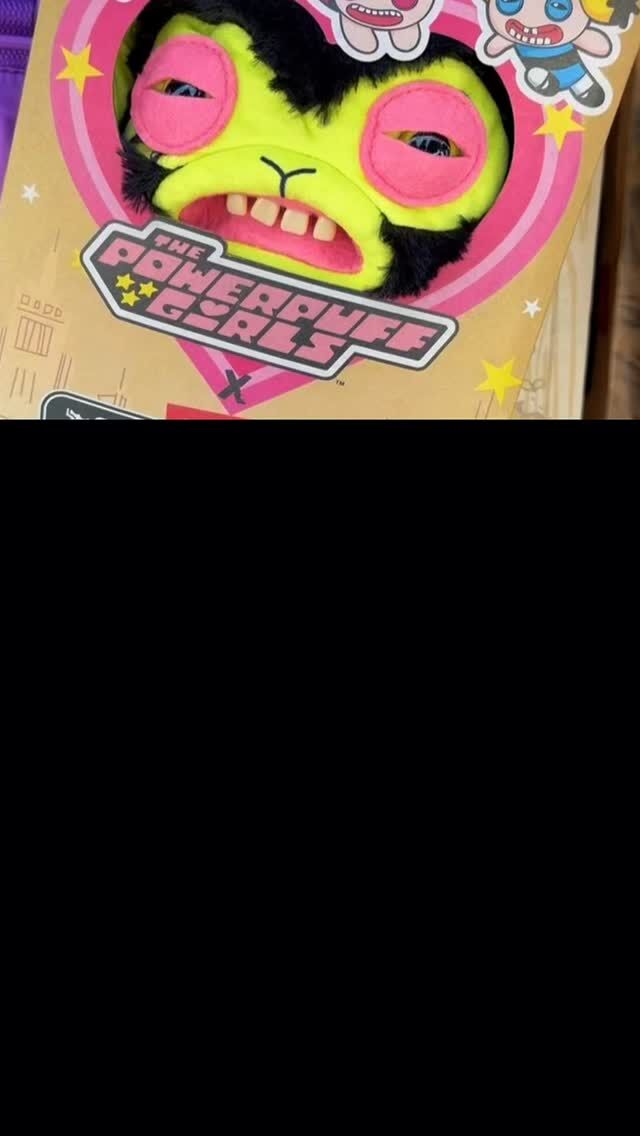 Los niños en el Roadium be like: 
“Lo quiero todo! 🧸🪁🪀🚂” 

Kids at the Roadium be like: 
“I want everything🧸🪁🪀🚂”